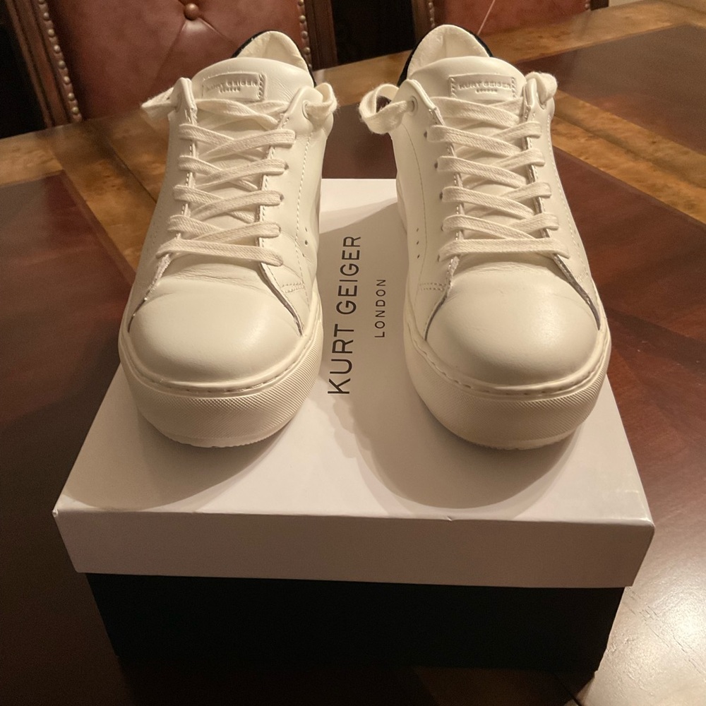 Kurt Geiger London Laney Sneaker              Size 7.5 US / 38 EU - Picture 6 of 9